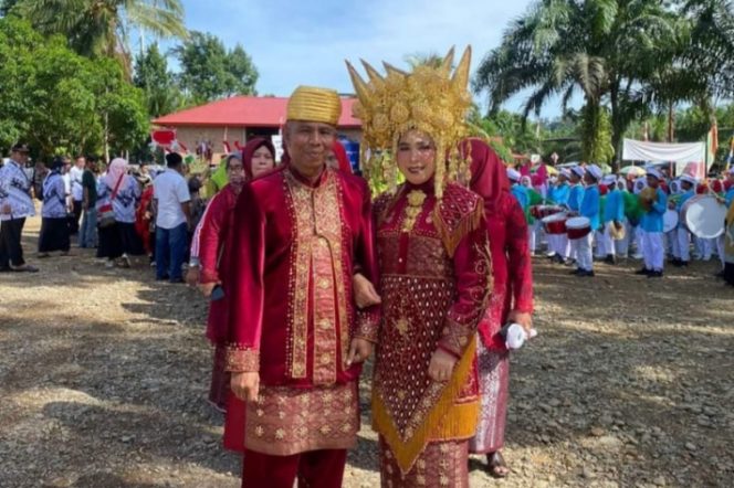 Warga Ranto Baek Tumpah Ruah Saksikan Karnaval Budaya Hut Ri Ke