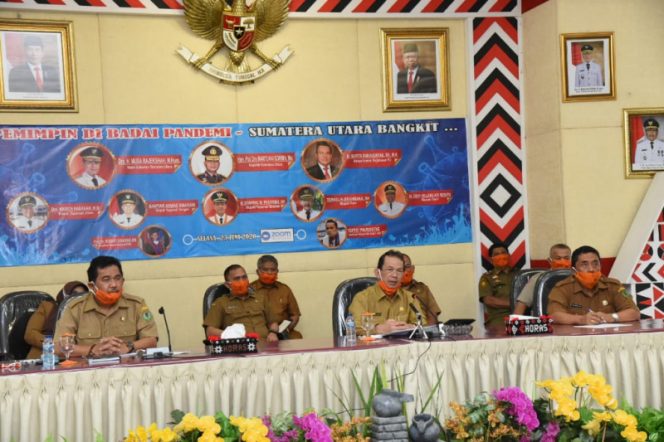
					Narasumber Webinar, Syahrul Jelaskan Kiat Pemkab Tapsel Hadapi Pandemi Covid-19