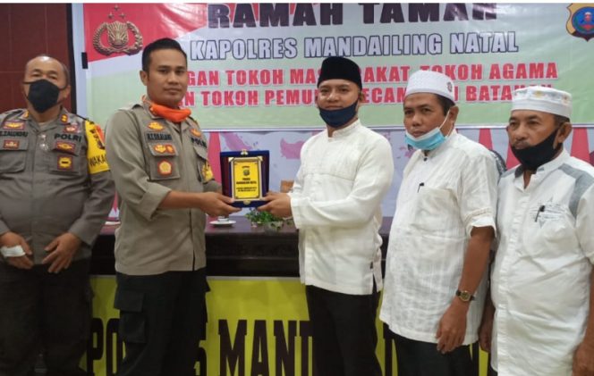 
					Masyarakat Batahan Dukung Kepolisian Tindak Tegas Pengedar Narkoba