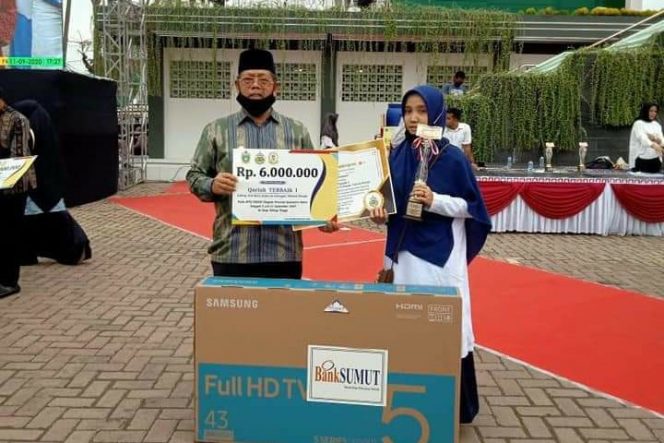 
					Sri Ramadhani Qoriah Kota Psp Raih Juara 1 MTQ Ke- 37 Tingkat Provinsi Sumut