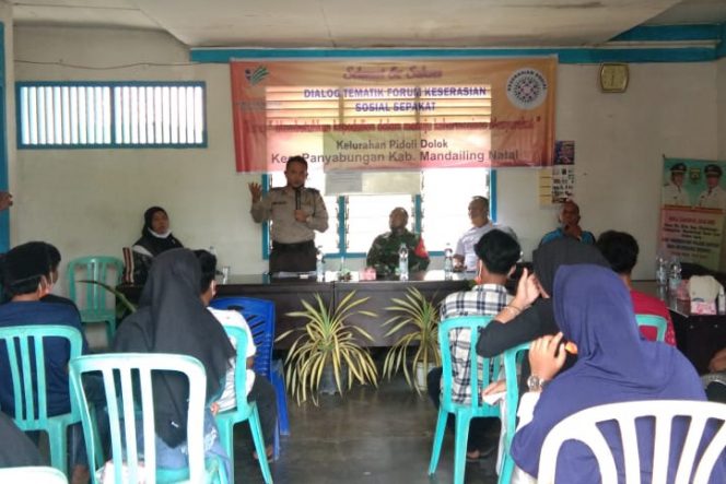 
					FKS Sepakat Kelurahan Pidoli Dolok Gelar Dialog Tematik Tahap l, Thema Bahaya Narkoba