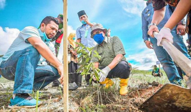 
					Kodim O212/TS Bersama Pemko Padangsidimpuan Gelar Aksi Penanaman Pohon di Perbatasan