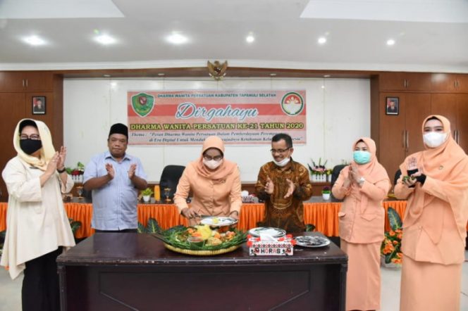 
					DWP Tapsel Harus Berperan Aktif Dalam Memajukan Pembangunan Daerah