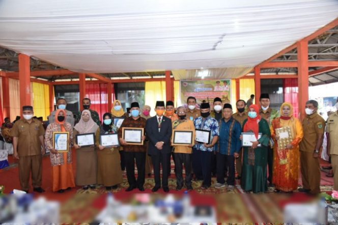 
					Komunitas HATABOSI Terima Penghargaan Kalpataru 2020 