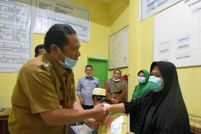 
					Walikota Serahkan Bantuan Korban Kebakaran di Kelurahan Kantin Padangsidimpuan 