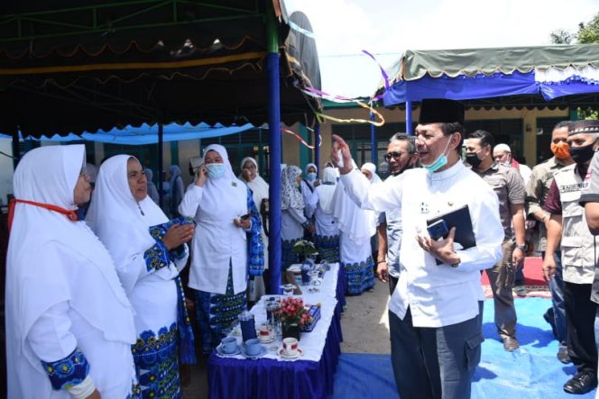 
					Terakhir Hadiri Pengajian Akbar BKMT, Bupati Syahrul Dilepas Dengan Berurai Air Mata