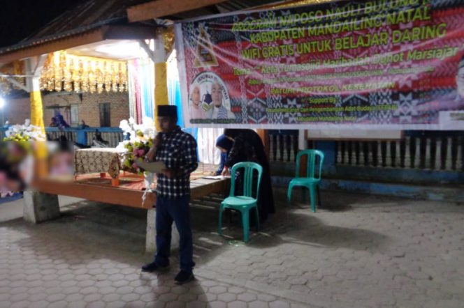 
					PNNB Madina dan Majelis Ukhuwah Islamiah Gelar Bakti Sosial di Desa Mompang Julu