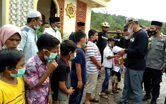 
					Kapolres Madina Jalin Silaturrahim dan Santuni Yatim – Piatu  di Kecamatan Bukit Malintang