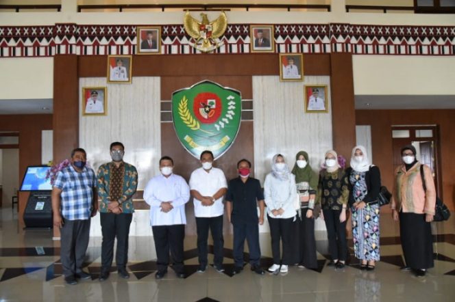 
					Bupati Ingin Wujudkan Tapsel Menjadi Destinasi Wisata Kuliner Berskala Nasional