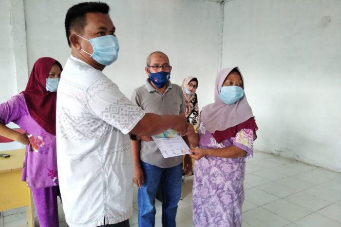 
					Penyaluran BLT-DD Dan Sosialisasi Desa Tangguh Bencana Desa Kuala Batahan Berjalan Lancar