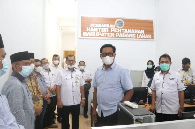 
					Kehadiran Kantor Perwakilan BPN Membantu Masyarakat Palas Membuat Sertifikat