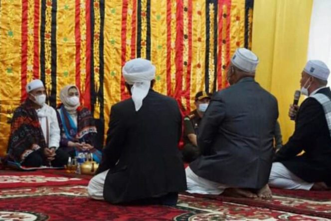 
					Gubsu Edy Keluarga Besar Ponpes Al Mukhlisin Barumun