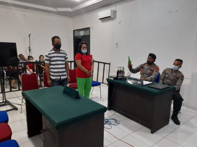 
					Langgar Perda, 4 Orang Penjual Miras Dikurung dan Denda Rp.1 Juta