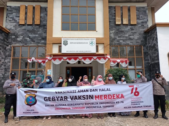 
					Polsek Barumun Tengah Kampanye Gebyar Vaksin Merdeka Sampai ke Pelosok Desa