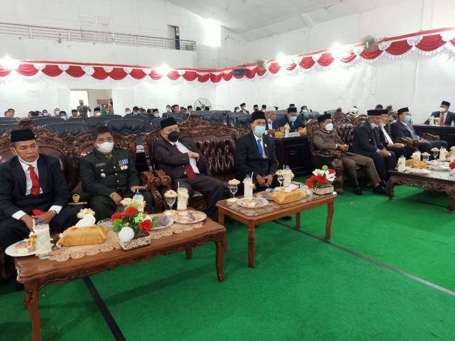 
					Di Kabupaten Padang Lawas, Rapat Paripurna Istimewa Hanya Dihadiri 15 Anggota Dewan