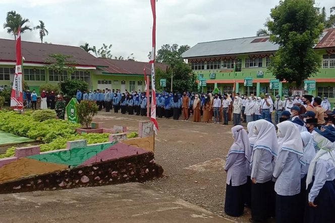 
					Upacara HUT – RI Ke -76 di Kecamatan Lingga Bayu Berlangsung Khidmat