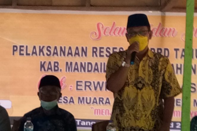 
					Erwin Nasution Reses di Muarasipongi, Warga Minta Pembangunan Jalan Desa Bandar Panjang Tuo Diperjuangkan