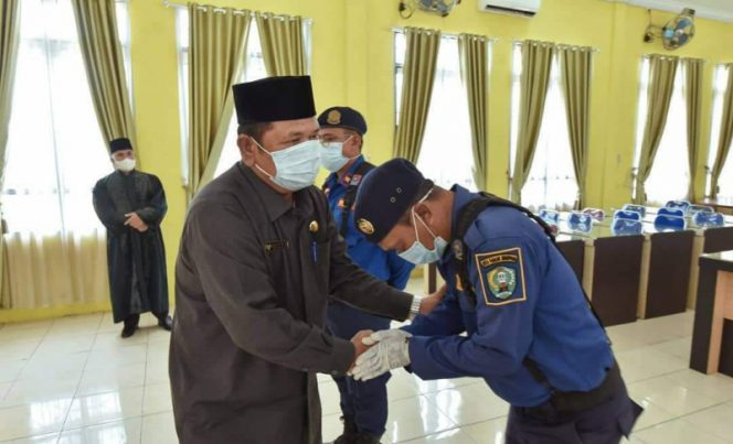 
					Walikota Padangsidimpuan Lantik 7 ASN Jabatan Fungsional Dinas Damkar dan Penyelamatan