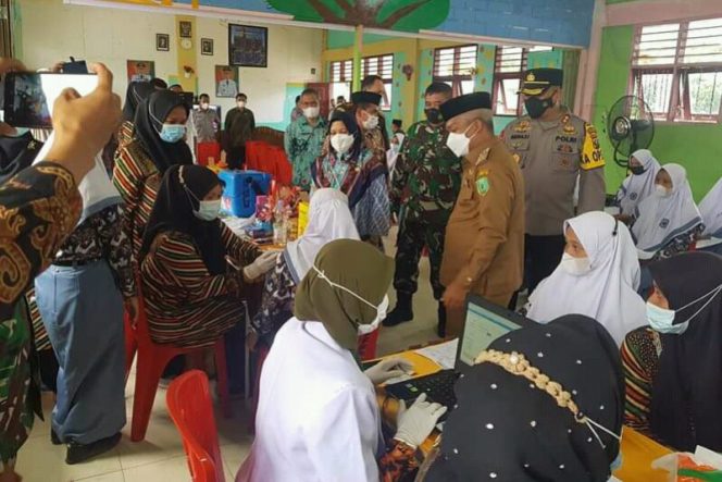 
					Pelajar Menengah Atas Di Palas Mulai di Vaksin