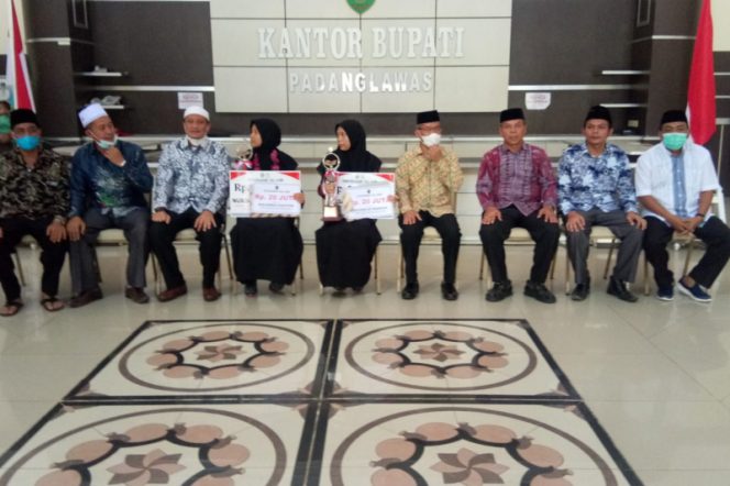 
					Dua Pemenang STQH Tiba Di Palas, Sekda Ucapkan Trimakasih