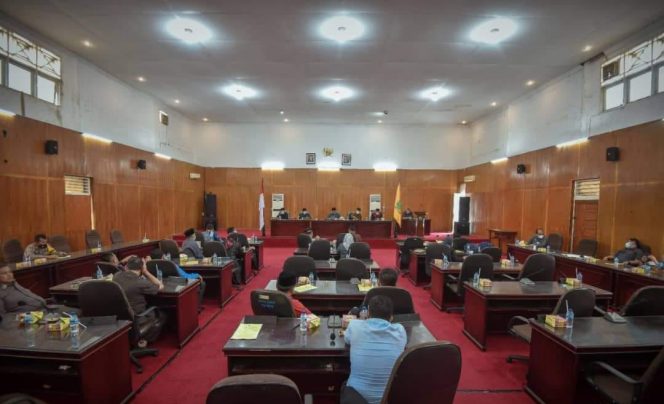 
					DPRD Gelar Paripurna Nota Jawaban Walikota Padangsidimpuan Terhadap Pandangan Fraksi