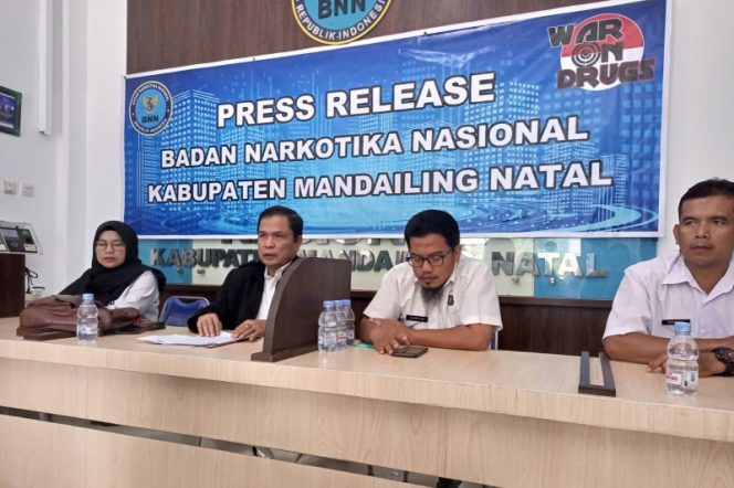 
					Sepanjang Tahun 2021, BNNK Madina Musnahkan 33 Hektar Ladang Ganja