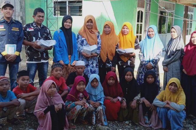 
					AMPI Lingga Bayu Berbagi Buku Untuk Pesantren dan Madrasah