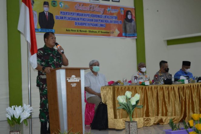 
					Dandim 0212/Tapsel Ikuti Rapat Evaluasi PPKM dan Vaksinasi di Palas