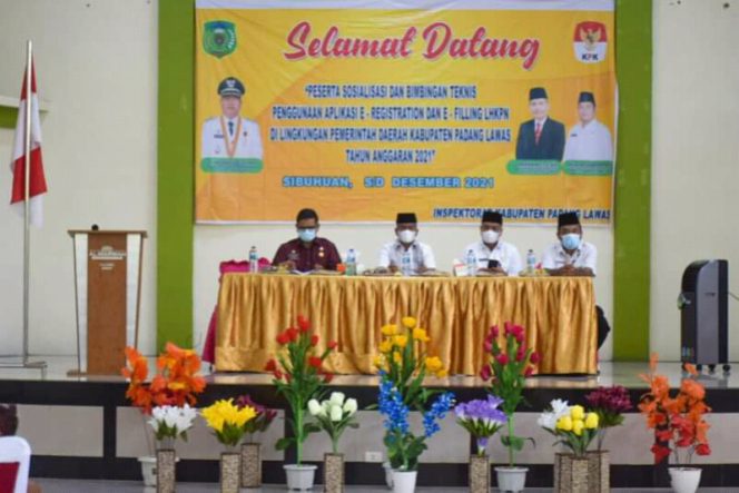 
					Bupati Palas Buka Sosialisasi Penggunaan Aplikasi E-Registrasion dan Laporan E-LHKPN