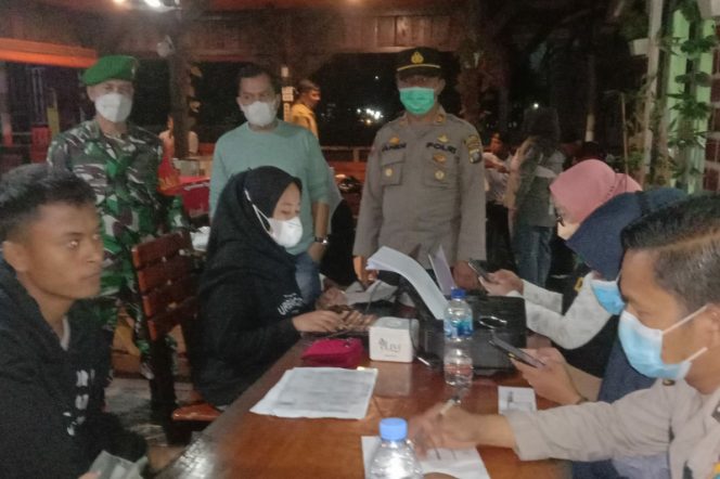 
					Forkopimcam Panyabungan Monitoring Pelaksanaan Vaksin di Aek Mata Julu Cafe