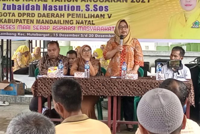 
					Zubaidah Nasution Reses Di Hutabargot Lombang