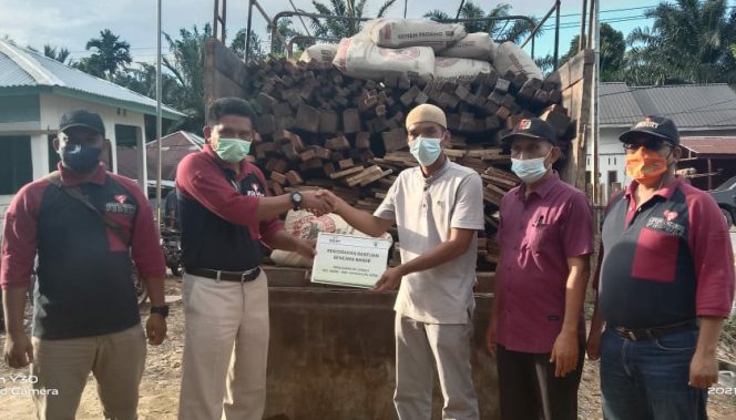 
					Artha Graha Peduli Bantu Bahan Bangunan Untuk Rumah Warga Terdampak Banjir