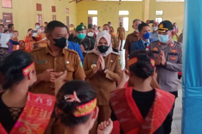 
					Wabup Atika Hadiri Perayaan Natal Keluarga Besar GAMKI Madina Tahun 2021