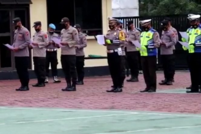 
					Apel Pagi Di Polres Madina Diiringi Pujian Pada Allah dan Rasul Nya