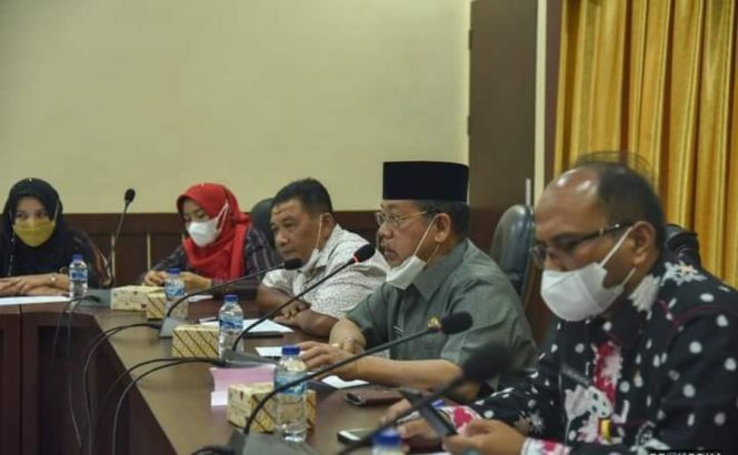 
					Wawakot Pimpin Rapat Penetapan Lokasi Desa / Kelurahan Binaan TP PKK Kota Padangsidimpuan