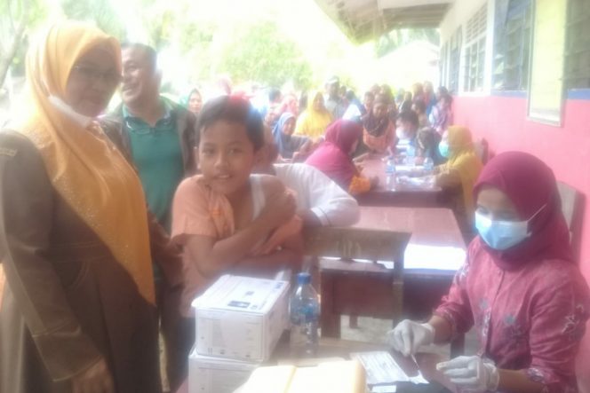 
					Kegiatan 3 Hari di Kecamatan Batahan, 954 Anak Dan Umum Divaksin
