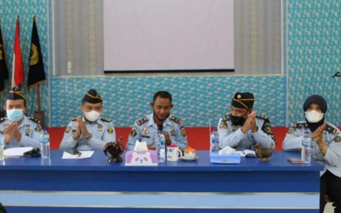 
					Berikan Penguatan Tugas dan Fungsi, Lapas Kelas IIB Padangsidimpuan Gelar Rapat Dinas