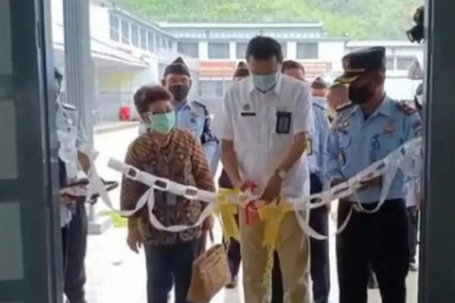
					Kakanwil Kemenkumham Sumut Resmikan Aula Serbaguna Lapas Padangsidimpuan