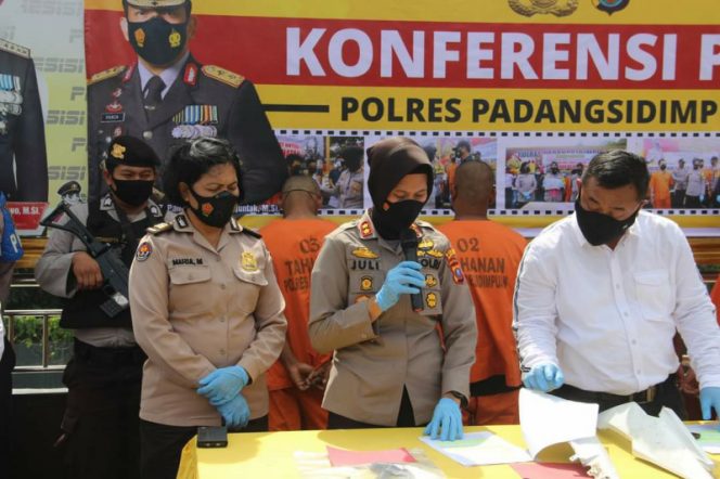
					Kapolres Padangsidempuan Pimpin KonPers Terkait Komplotan Pelaku Curanmor
