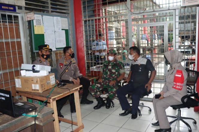 
					107 WBP Rutan Klas II B Sibuhuan Vaksinasi Lanjutan