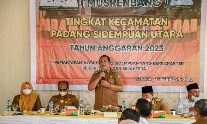 
					Walikota Buka Musrenbang Tingkat Kecamatan Psp Utara TA 2023