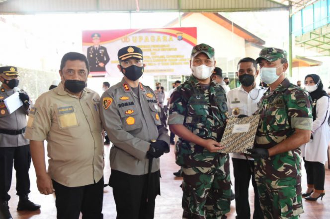 
					Dandim 0212/Tapsel Menghadiri Pemberian Penghargaan Atas Capaian vaksinasi