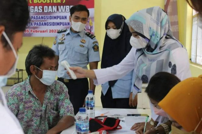 
					Lapas Kelas IIB Padang Sidempuan Gelar Pengobatan Massal dan Skrining Kesehatan