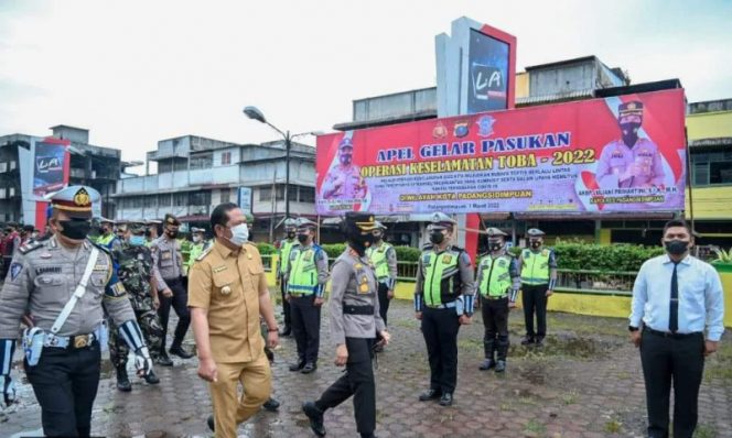 
					Kapolres Padang Sidempuan Pimpin Apel Gelar Pasukan Ops Keselamatan Toba 2022