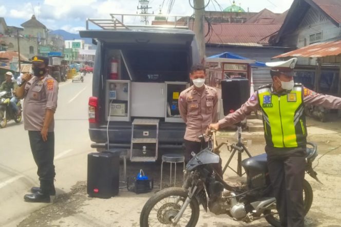 
					Polres Palas Gelar Operasi Yustisi Vaksin Bagi Penguna Jalan