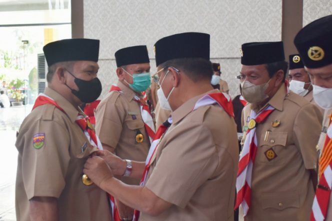 
					Arwin Siregar Lantik Ka Mabiran dan Kwarran Gerakan Pramuka Kota Padang Sidempuan