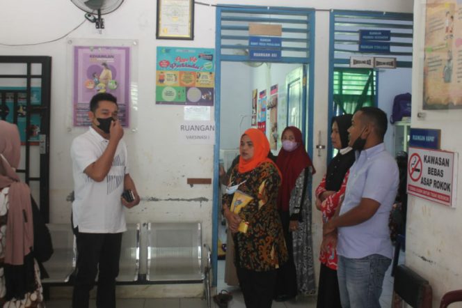 
					Kunjungi Puskemas, Camat Natal Minta Nakes Kejar Capaian Target Dengan Menggelar Vaksinasi Masal