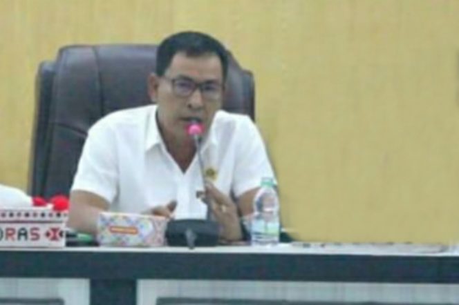 
					Muharuddin, Saat RDP DPRD Madina : Kehadiran PTPN4 Jangan Jadi Momok Menakutkan Bagi Masyarakat