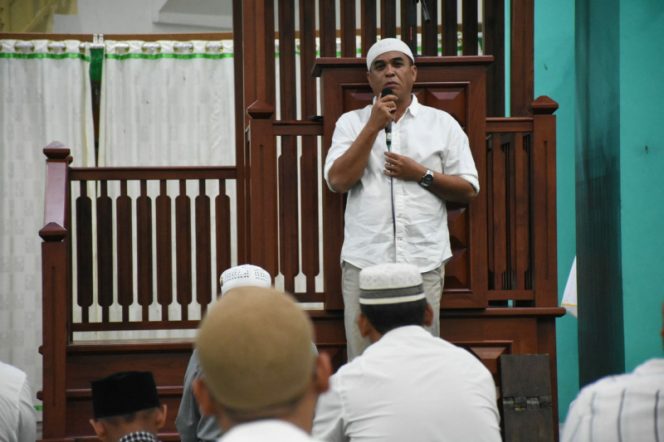 
					Bupati Madina Sholat Taraweh Pertama Di Mesjid Agung Nur Ala Nur Panyabungan