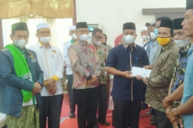 
					Pemkab Palas Salurkan Bantuan 58 KK Warga Terdampak Banjir Bandang Batang Lubu Sutam